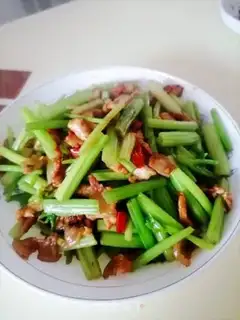 Make Celery fried meat step 8