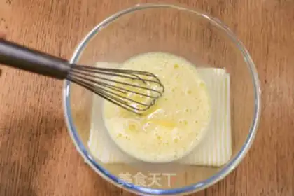 Make Tiger-skinned cream cake rolls step 2