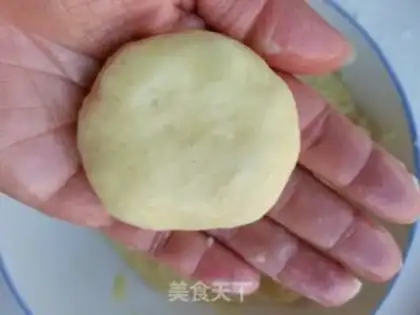 Make Cheese-cracked potatoes step 9
