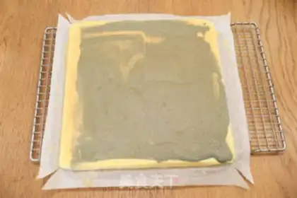 Make Tiger-skinned cream cake rolls step 13