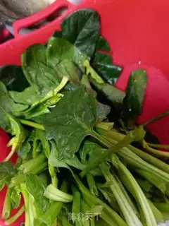 Make Soy sauce, spinach step 0