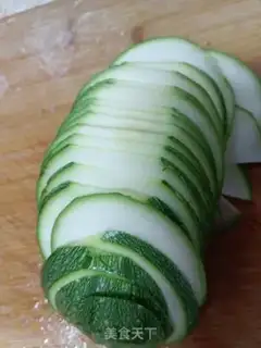 Make Eggs, red and green step 0
