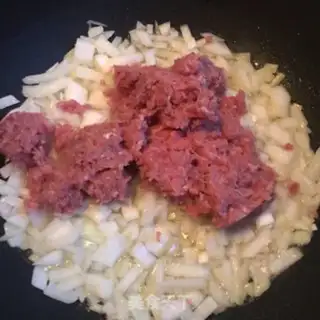 Make Beef tomato pasta step 7