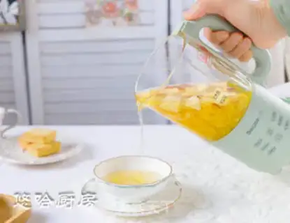 Make An orange apple tea step 4