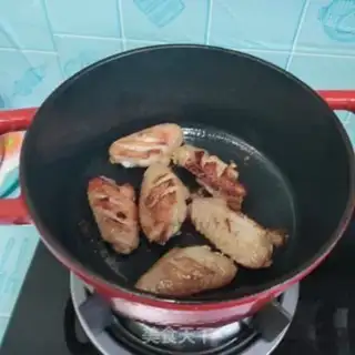 Make Soy chicken wings step 2