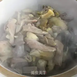 Make Pig belly chicken soup step 6