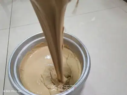 Make Red sugar raisins step 0