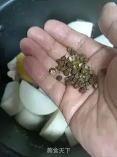 Make Roach and lamb stew step 7