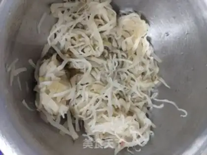 Make Spicy mustard step 1