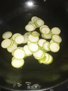 Make Spade pickle soup step 3