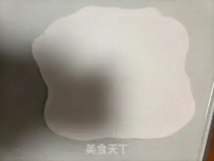 Make Hand grab cake step 2