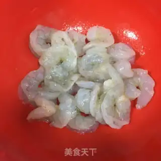 Make Eggs and shrimp step 0