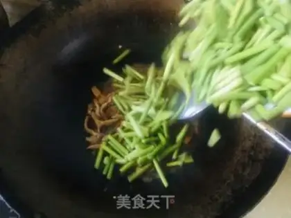 Make Garlic fried meat step 5