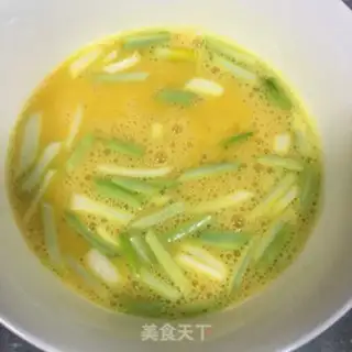 Make Eggs and shrimp step 3