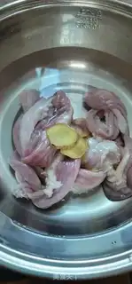 Make Spicy garlic powdered sausage step 1