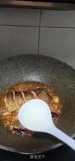 Make Jealousy fish tail step 5