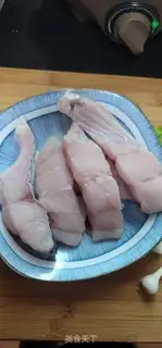 Make Soybeans to fry fish step 0