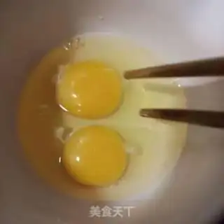 Make Double round, sweet egg soup step 8