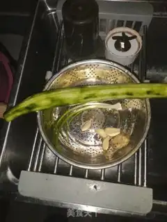 Make Cucumbers, eggs step 1