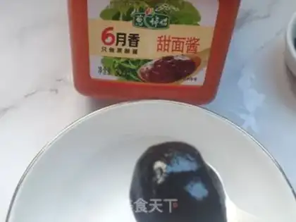 Make The sauce comes back to the pot step 1