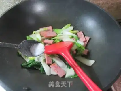 Make The ham and yellow cabbage step 7