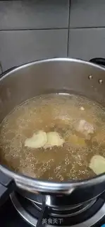 Make Green olive macaroni soup step 3