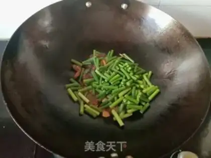 Make Garlic fried chicken step 4