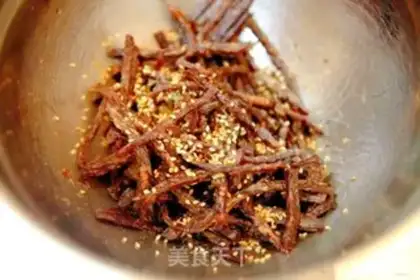 Make Spicy beef silk step 7