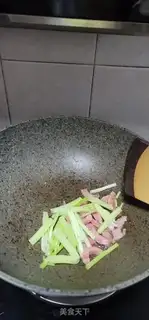 Make Sausage noodles step 5