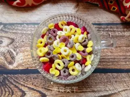 Make Flamingo-crunch yogurt step 5