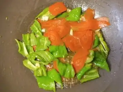 Make Screech pepper carrot and fried eggs step 10