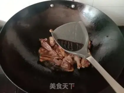 Make The red duck step 4