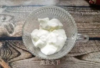 Make ♪ Hammelon rim yogurt cup ♪ step 4