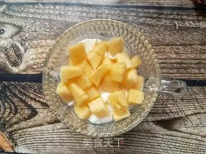 Make ♪ Hammelon rim yogurt cup ♪ step 5