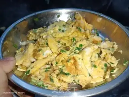 Make Onion fried eggs step 5