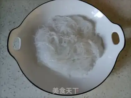 Make Garlic fan dolls step 2