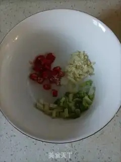Make Garlic fan dolls step 4