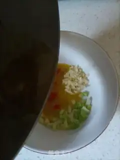 Make Garlic fan dolls step 5