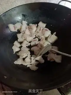 Make Garlic and blue meat step 2