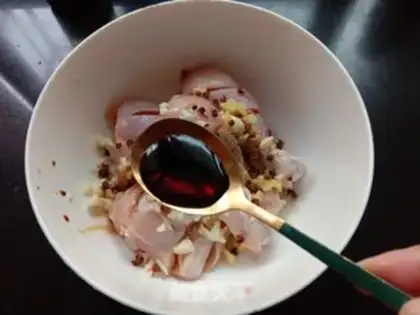 Make Fresh pepper chicken legs step 4