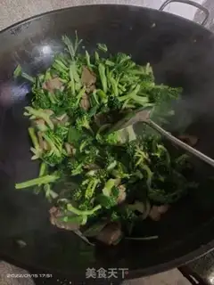 Make Garlic and blue meat step 5