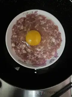 Make Bounty eggs step 3