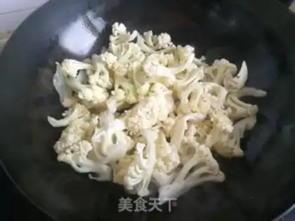 Make Shrimp cuisine step 5