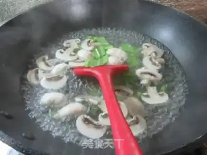 Make Pyramid, fried mushrooms step 2