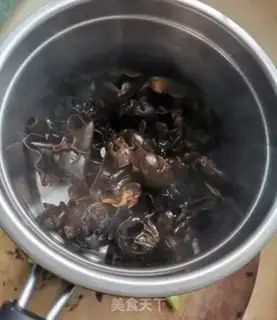 Make Blackwood onions step 0