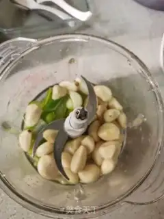 Make Rich garlic ribs step 1