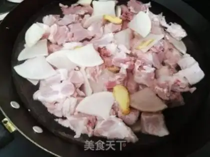 Make Tonic lamb soup step 1