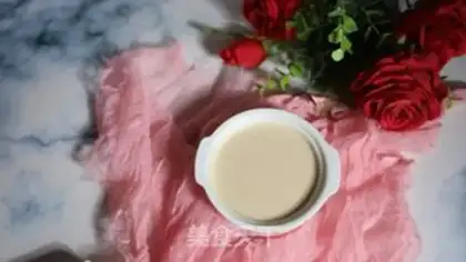 Make Red ginger on the milk step 3