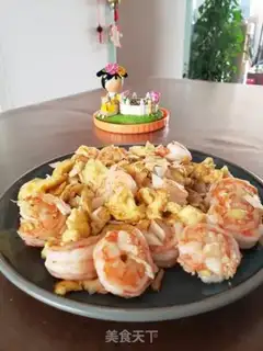 Make Shrimp fried eggs step 10