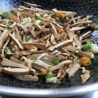 Make Celery fried dry step 7
